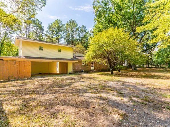 607 W Walnut St, Brinkley, AR 72021