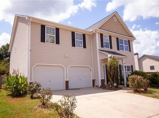 37 Lanier Ct, Hiram, GA 30141