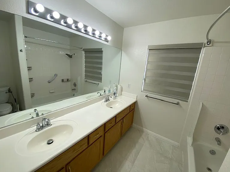 9121 Teal Lake Ct — Photo 20