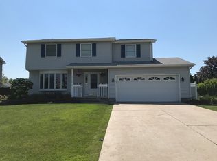 2158 Hobblebush Ln, Lake View, NY 14085