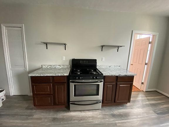 2nd image of 150 Gold St Floor 3