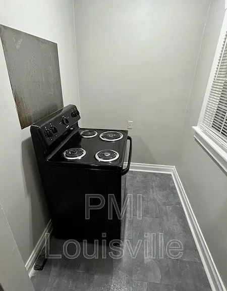 1522 Clara Ave — Photo 14