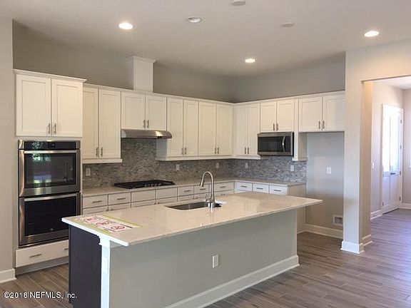 3rd image of 180 ARELLA Way