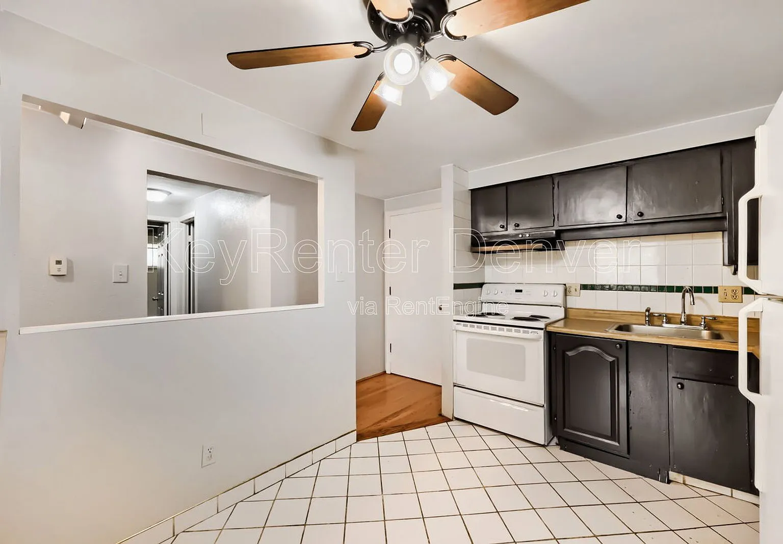 2 bed, 1.0 bath, 858 sqft, $1,150 — Photo 2