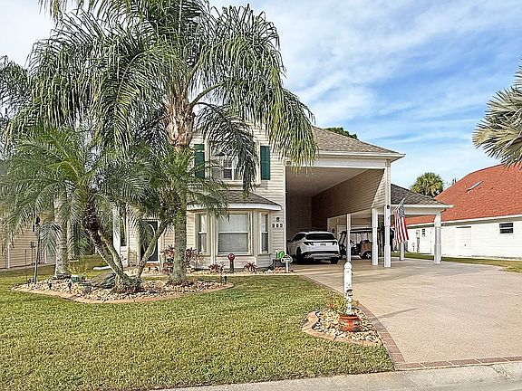 2nd image of 662 Plantation Dr