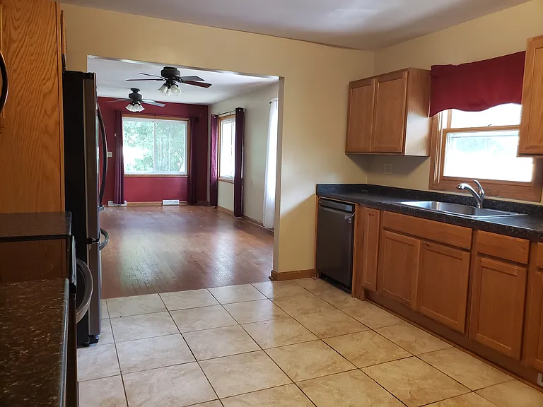 2267 S Syene Rd — Photo 8