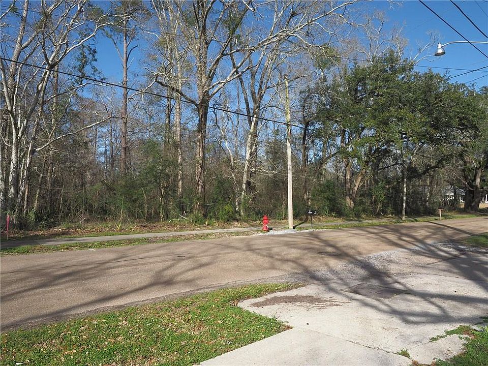 1st image of Johnson St