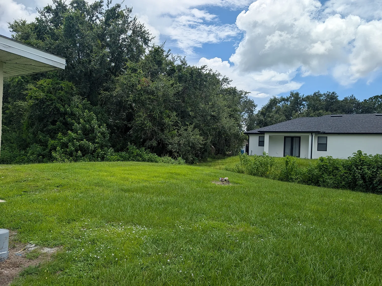 3 bed, 1083 sqft, $1,450 — Photo 2