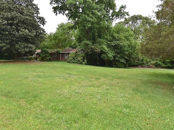 3rd image of 8220 Troxaway Ct