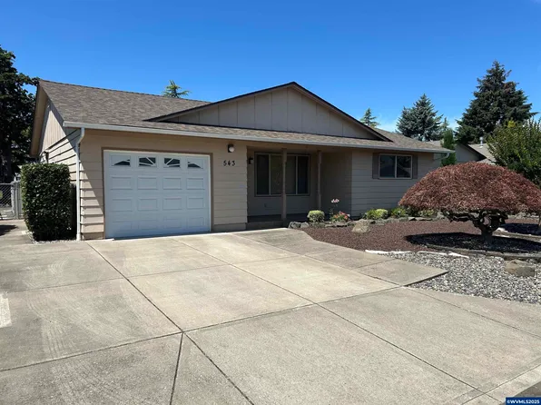 543 S Cascade Dr, Woodburn, OR 97071