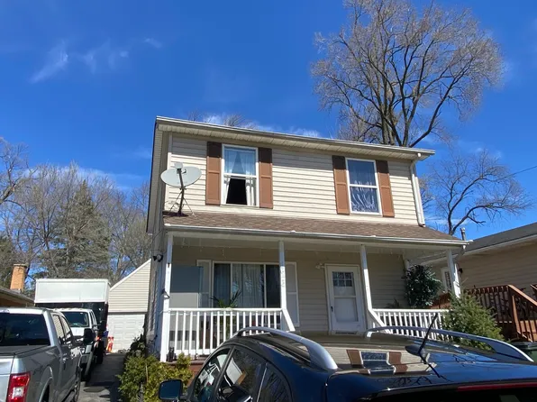 426 Oakwood Dr, Round Lake Beach, IL 60073