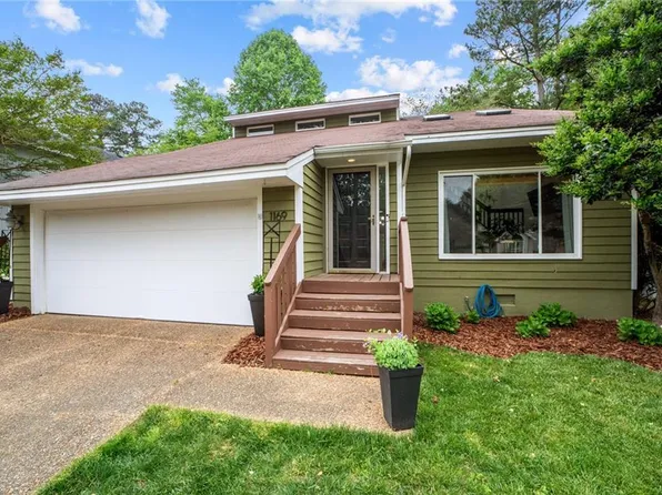 1169 Birdneck Lake Dr, Virginia Beach, VA 23451
