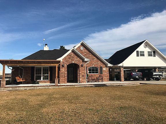 2nd image of 323 Bayou End Cir
