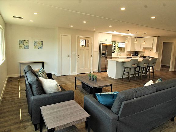 3rd image of 1120 Pepper Dr Space 161