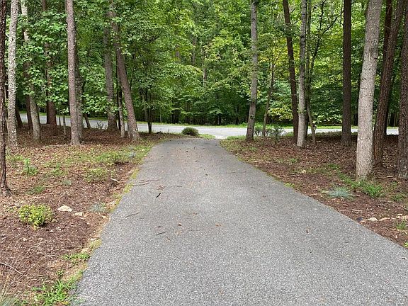 2nd image of 301 Larboard Dr