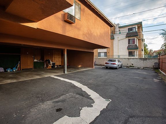 5th image of 420 Ivy St APT 2