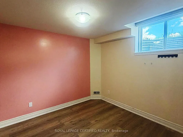 14 Overholt Dr #BASEMENT — Photo 11