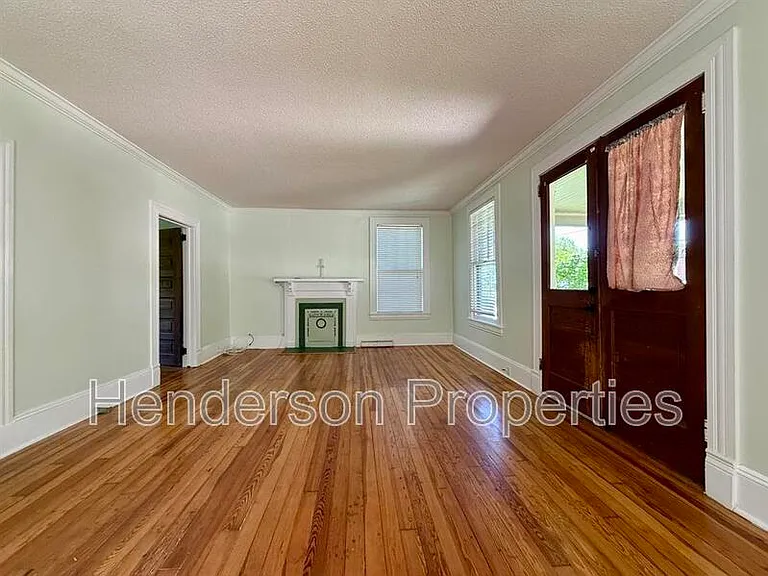 319 N Mulberry St #S — Photo 3