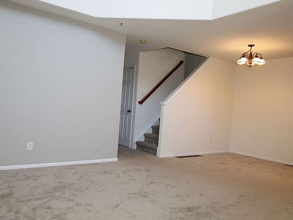 2nd image of 5121 Fruited Plains Ln