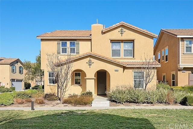 1st image of 16073 Songbird Ln