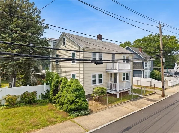 9 Billings St, West Roxbury, MA 02132
