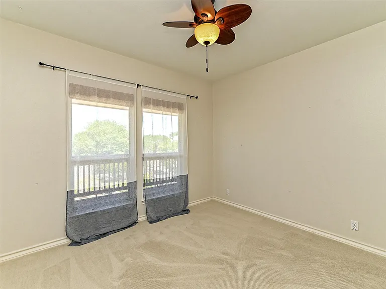 104 Acapulco Ct — Photo 10