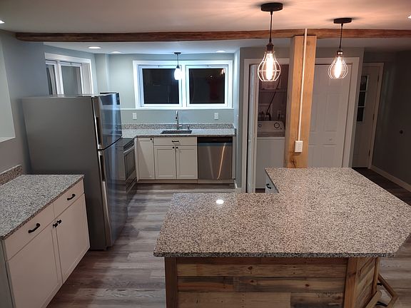 2nd image of 137 Spring Hill Rd #1