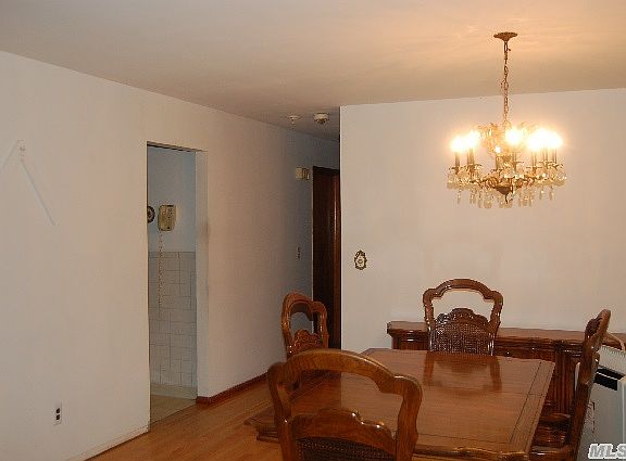 5th image of 7 Naugatuck Ln