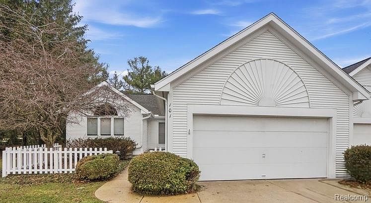 1st image of 101 Quiet Creek Cir