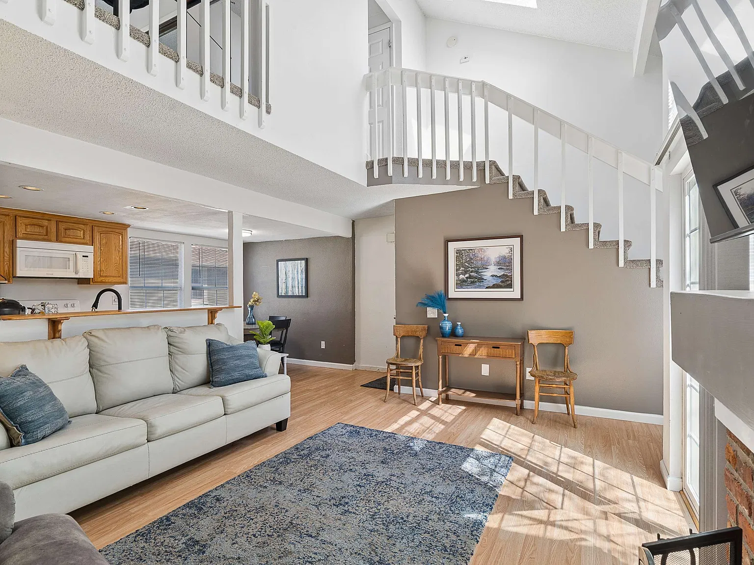 1 bed, 824 sqft, $2,500 — Photo 4
