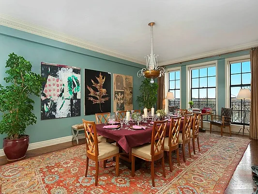 Sold by Sotheby's International Realty | media 4