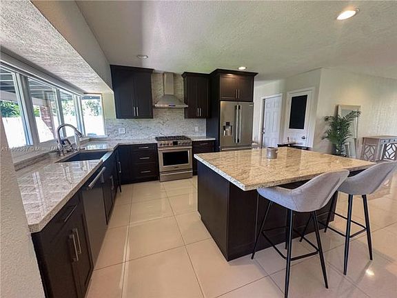 3rd image of 8110 SW 205th St
