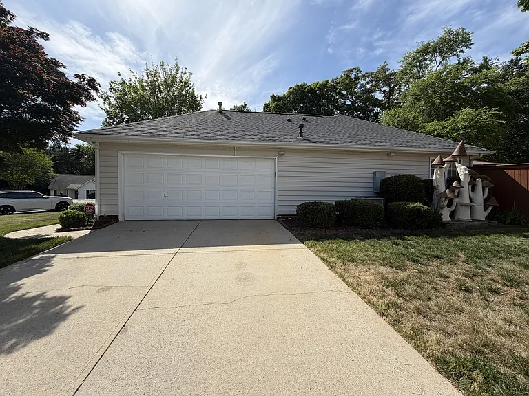 7514 Starvalley Dr — Photo 29