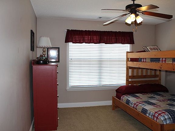 3rd image of 132 Forestbrooke Way