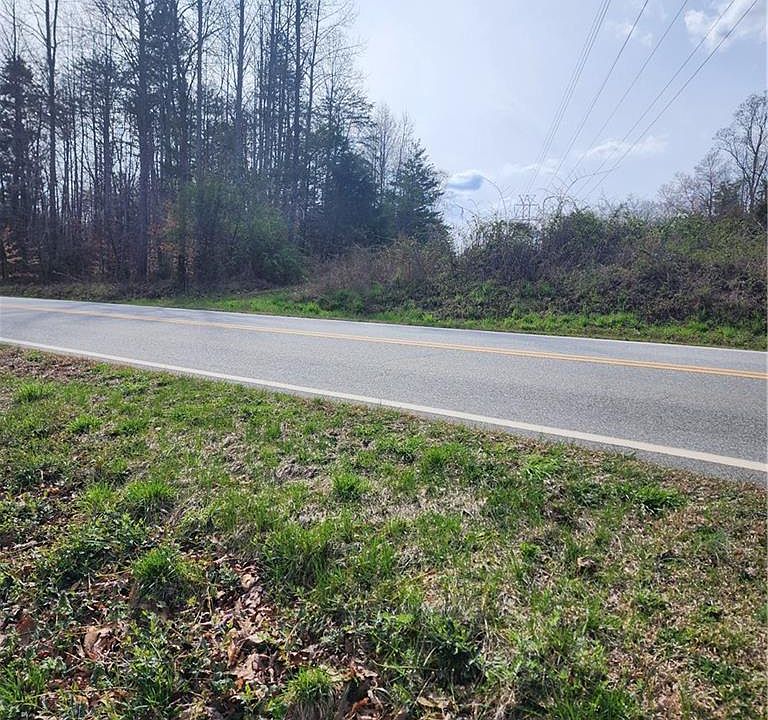 2nd image of 1956 Beeson Rd
