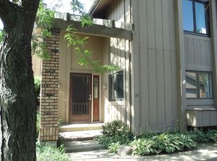 1701 Boulder Dr, Darien, IL 60561