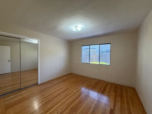2 bed, 750 sqft, $3,200 — Photo 3