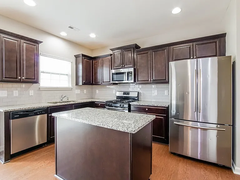 3616 Waleback Ln — Photo 8