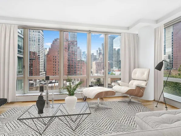 250 E 53rd St APT 1001, New York, NY 10022