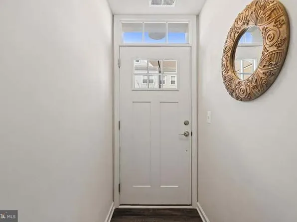 11079 McLeans Barn Ter, Manassas, VA 20109