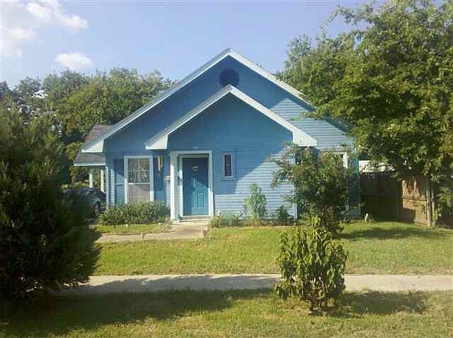 2nd image of 2270 Hazel St