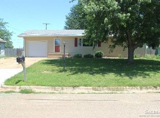 516 N Walnut St, Solomon, KS 67480