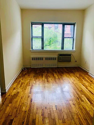 Rented by Urban Real Estate Inc | media 29