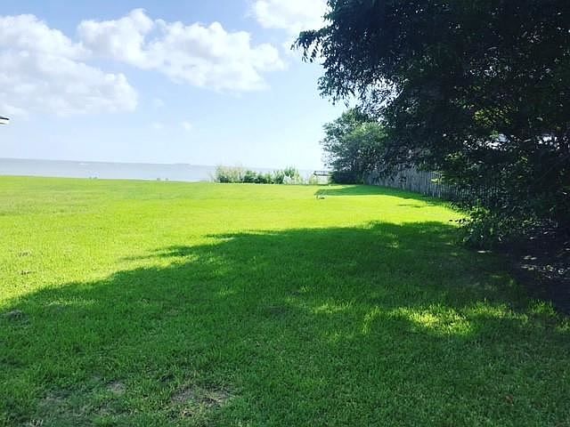 1st image of 3839 Bayshore Dr