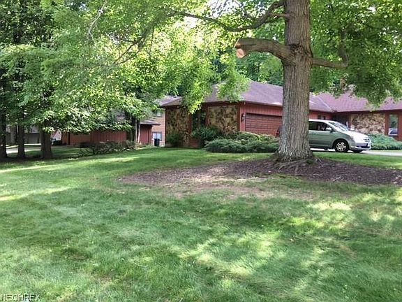 3rd image of 6720 Strathmore Dr