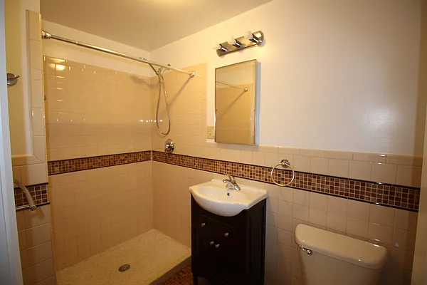Rented by Brooklyn Real Inc | media 9