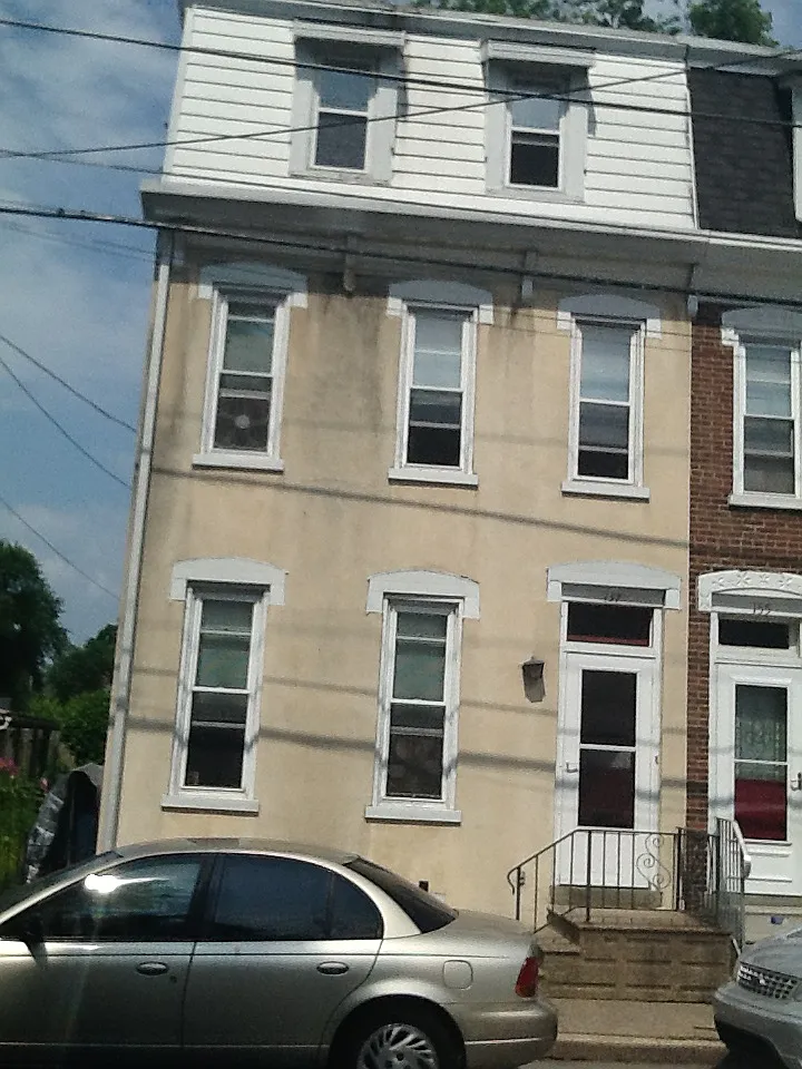 157 S Franklin St photo 1