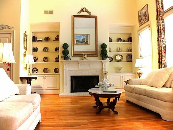 5th image of 6151 Forest Hills Dr