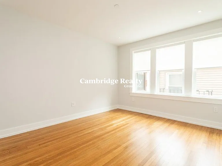 17 Forest St #23T — Photo 7
