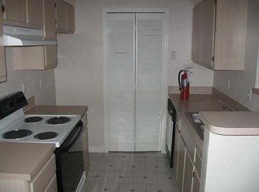 2nd image of 4304 S Kirkman Rd Unit 108